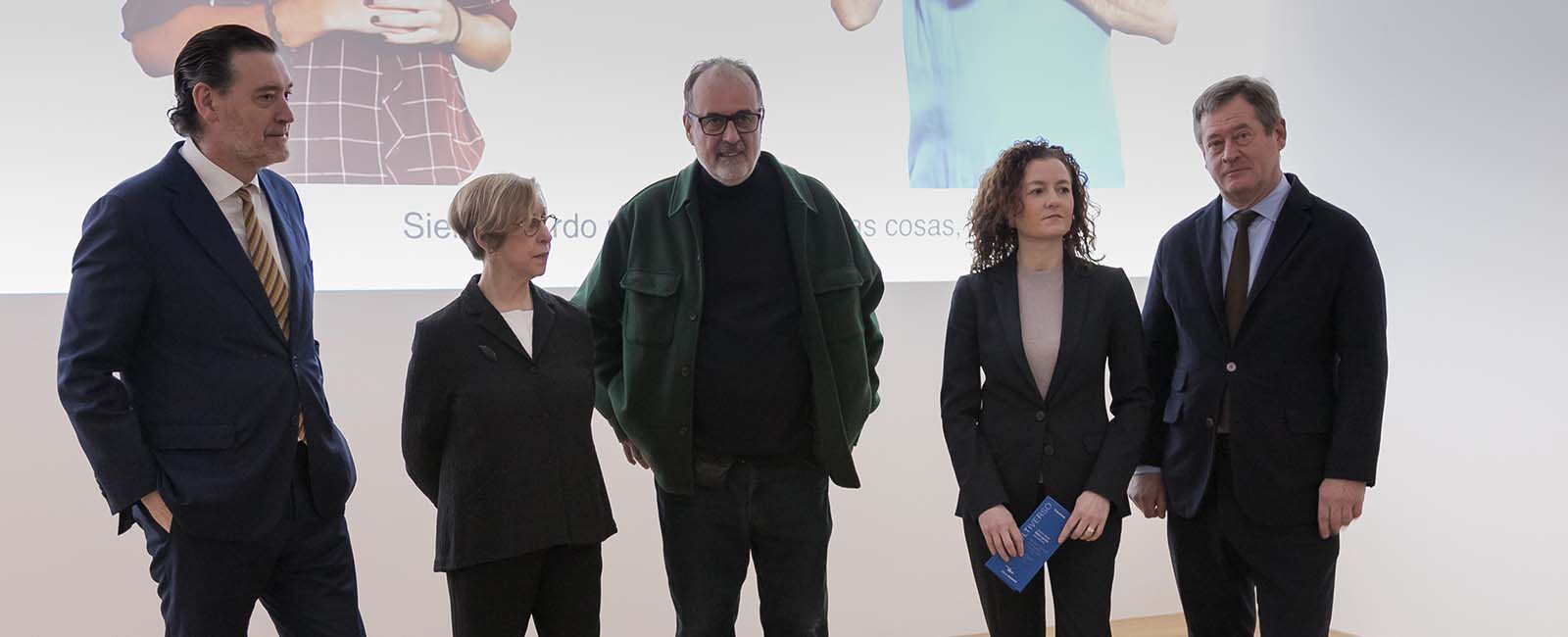 Miguel Zugaza, director del museo Miriam Alzuri, conservadora de Arte Moderno y Contemporáneo Antonio Abad, artista Laura Poderoso, subdirectora de la Fundación BBVA Bingen Zuripia, consejero de Cultura y Política Lingüística del Gobierno Vasco y presidente de la Fundacion Museo de Bellas artes de Bilbao